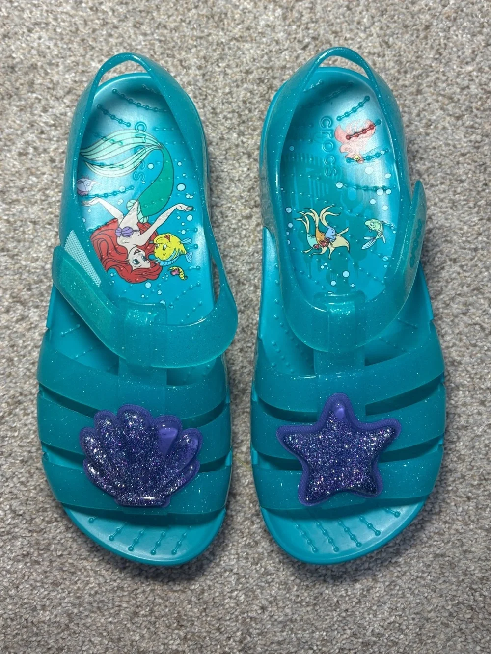 NEW Crocs Disney The Little Mermaid Ariel Isabella Glitter Jelly Sandals Teal J3
